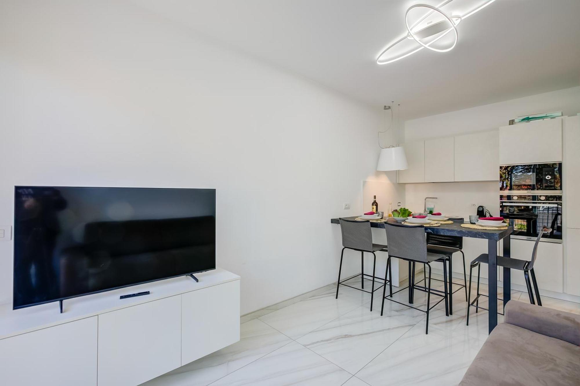 Beachy Vibes- 900M From The Beach - Happy Rentals Marina dʼMarina dʼAndora Eksteriør bilde