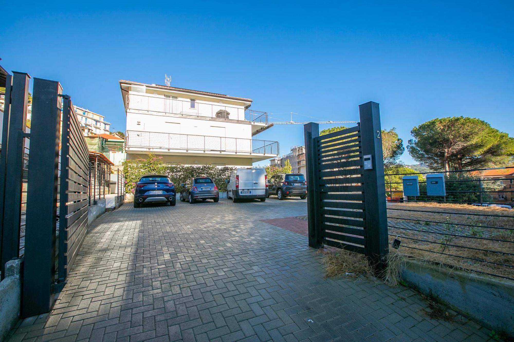 Beachy Vibes- 900M From The Beach - Happy Rentals Marina dʼMarina dʼAndora Eksteriør bilde
